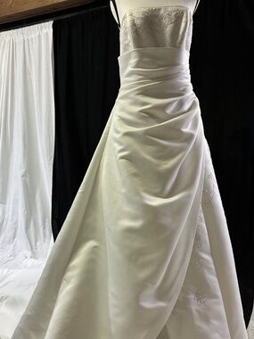 David's Bridal - Michaelango Wedding Gown